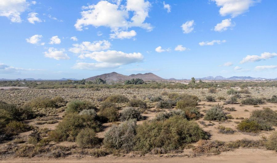W Carver Road lot 4, Arlington, AZ 85322 - 0 Beds, 0 Bath