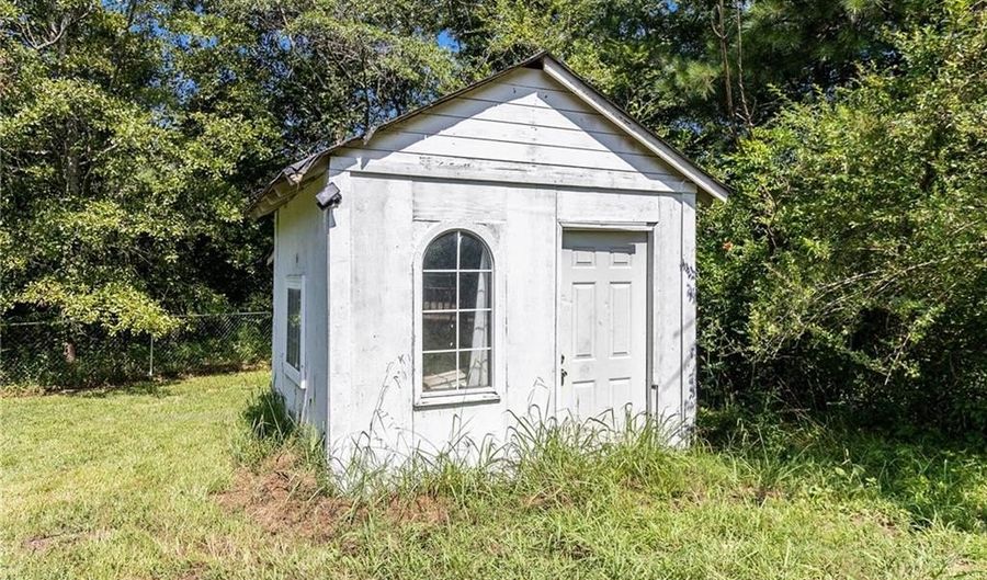 1603 Floyd Springs Rd NE, Armuchee, GA 30105 - 3 Beds, 2 Bath