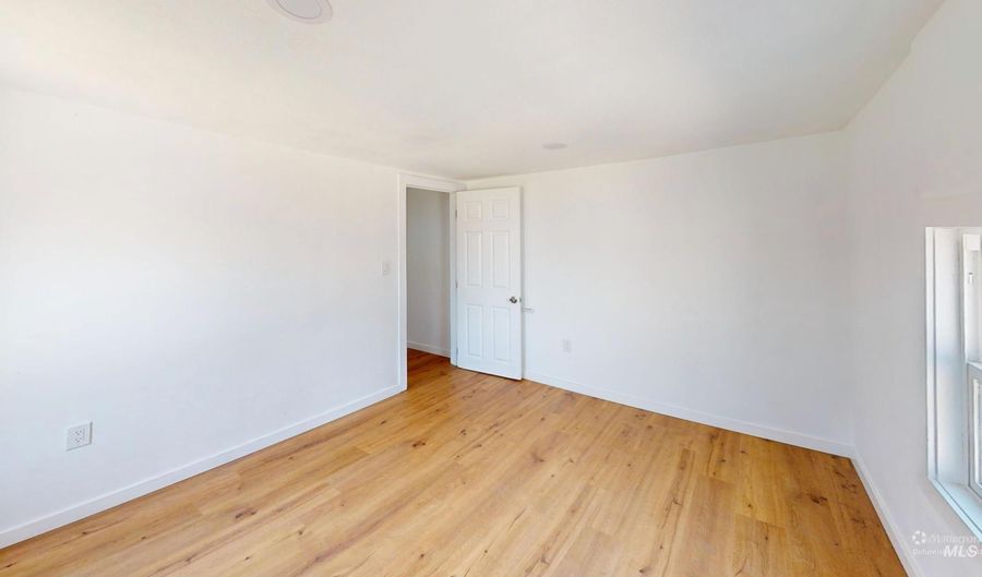 412 W Chicago, Caldwell, ID 83605 - 3 Beds, 1 Bath