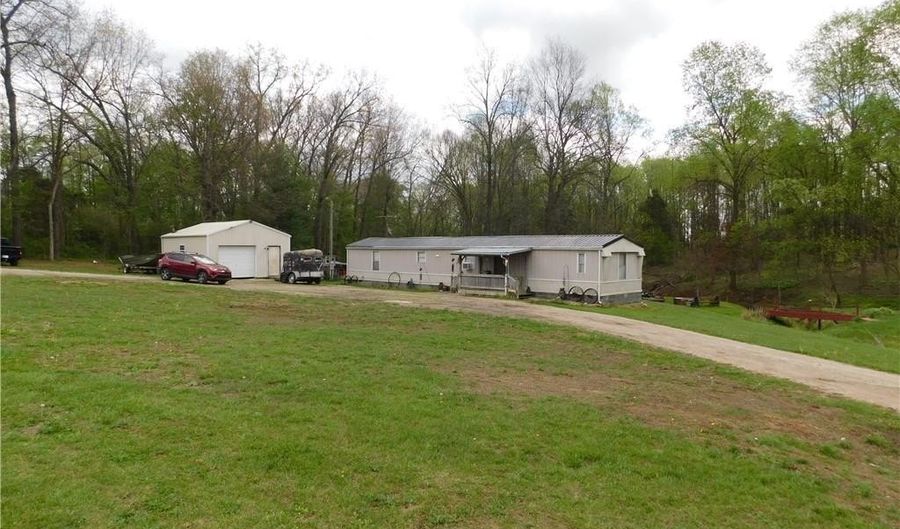 3201 N Nubian Rd, Salem, IN 47167 - 3 Beds, 2 Bath