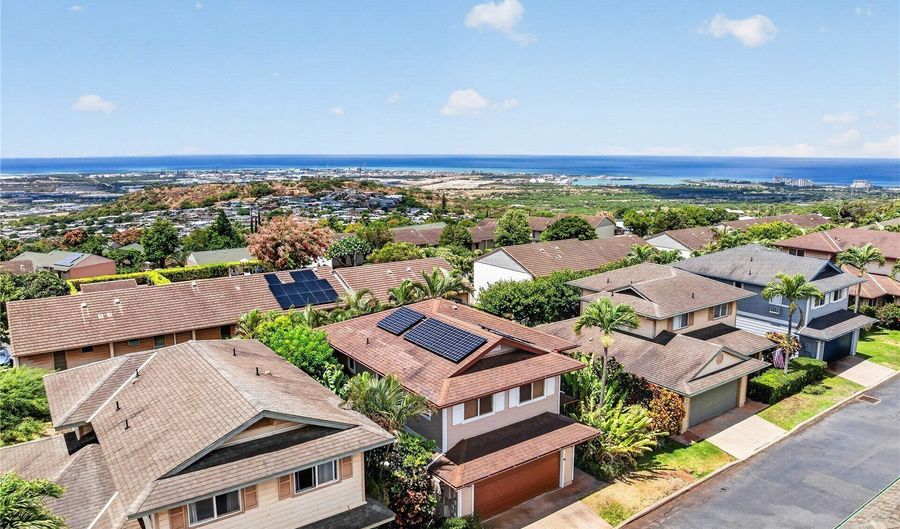 92-831 Makakilo Dr 62, Kapolei, HI 96707 - 3 Beds, 3 Bath