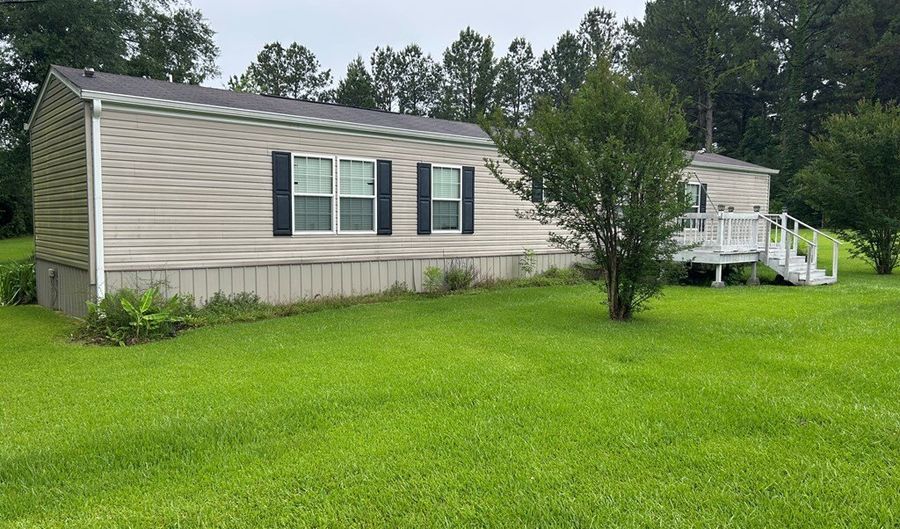 323 Mallalieu Dr, Brookhaven, MS 39601 - 3 Beds, 2 Bath