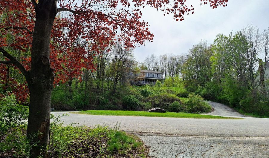 20 Brandywine Cir, Auburn, ME 04210 - 4 Beds, 4 Bath