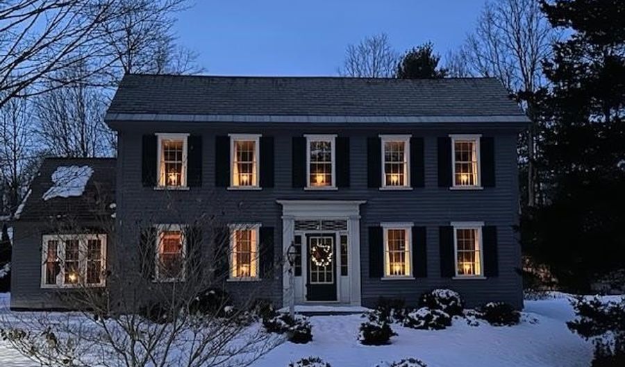 301 Maple St, Brattleboro, VT 05301 - 4 Beds, 2 Bath