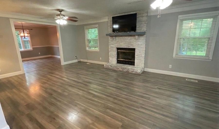 1321 Saylor Cir, Arab, AL 35016 - 4 Beds, 2 Bath