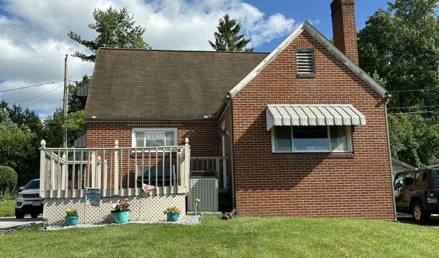 309 Orchard Ave, Altoona, PA 16602 - 3 Beds, 2 Bath