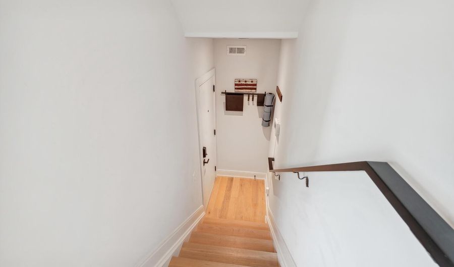 1795 LANIER Pl NW 5, Washington, DC 20009 - 2 Beds, 2 Bath