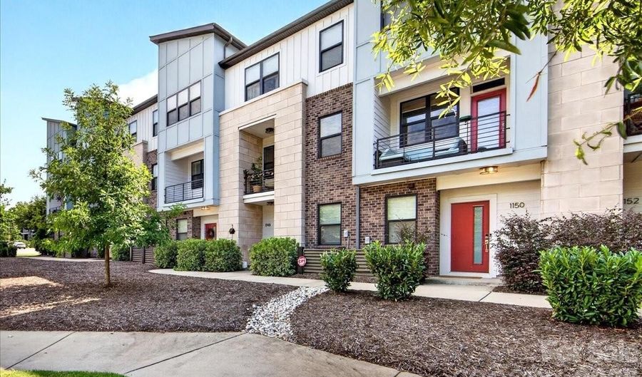 1146 E 36th St, Charlotte, NC 28205 - 2 Beds, 3 Bath