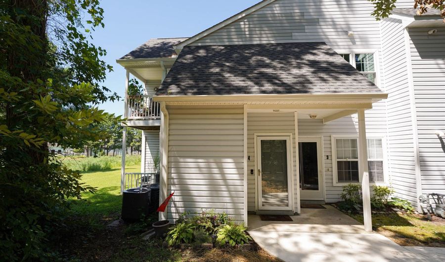 11421 MANKLIN CREEK Rd 4, Berlin, MD 21811 - 3 Beds, 2 Bath