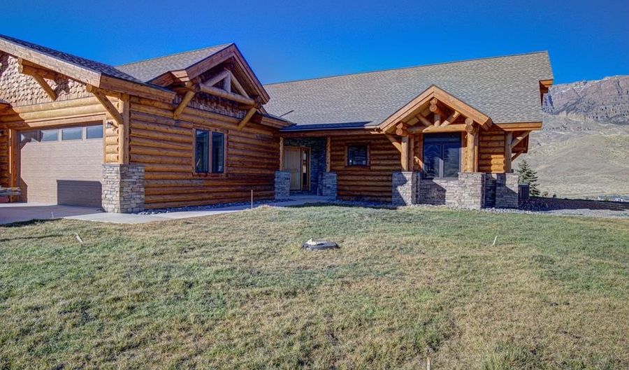 65 Winchester Dr 6, Cody, WY 82414 - 3 Beds, 3 Bath