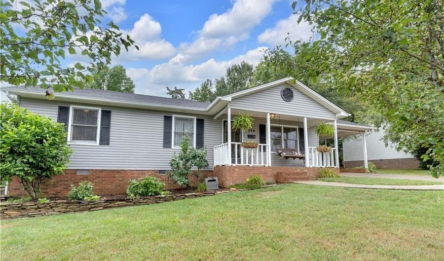 224 Aldridge Ln, Archdale, NC 27263 - 3 Beds, 2 Bath