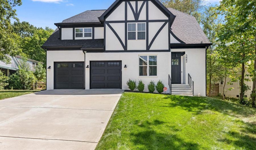 3442 Byrnes St, Charlotte, NC 28205 - 4 Beds, 4 Bath