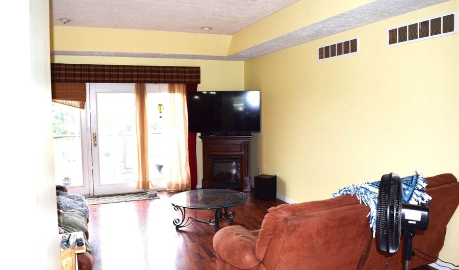 735 Heritage St, Argos, IN 46501 - 3 Beds, 2 Bath