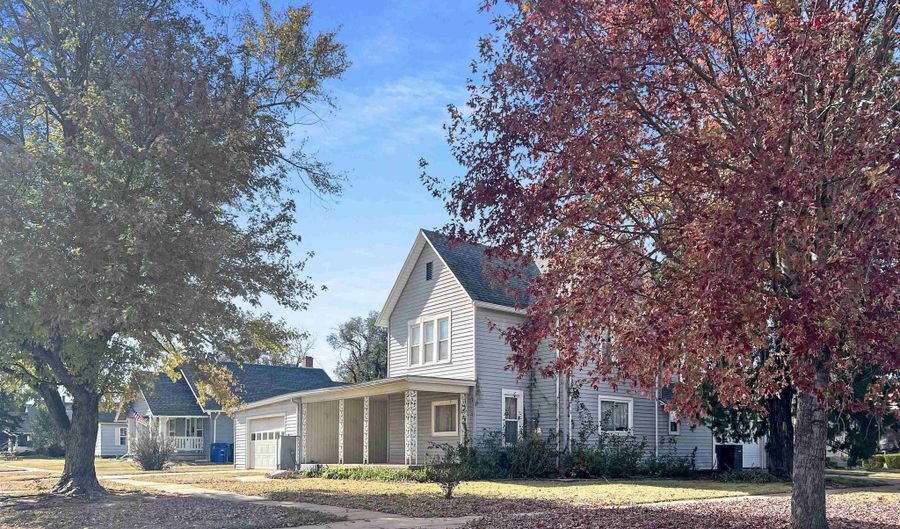 503 8th, Alva, OK 73717 - 4 Beds, 2 Bath