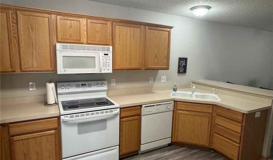 13622 Partridge Cir NW, Andover, MN 55304 - 2 Beds, 2 Bath