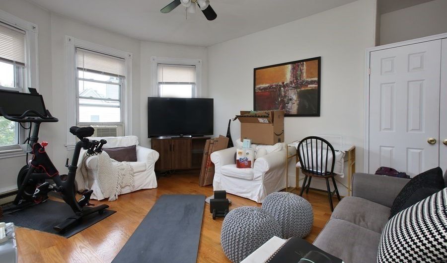 167 M St 3R, Boston, MA 02127 - 1 Beds, 1 Bath