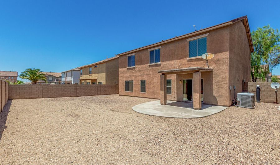 11871 W SHERMAN St, Avondale, AZ 85323 - 5 Beds, 3 Bath