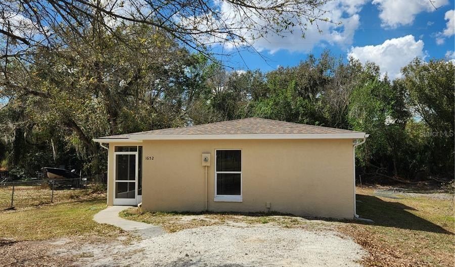 1652 SW HARLEM Cir, Arcadia, FL 34266 - 2 Beds, 1 Bath