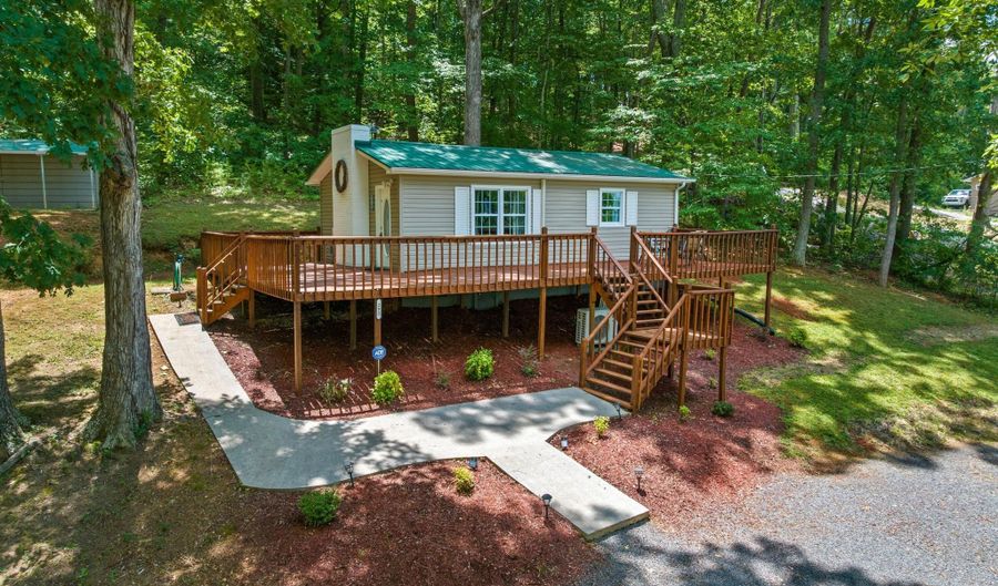 253 White Ln, Bean Station, TN 37708 - 2 Beds, 1 Bath