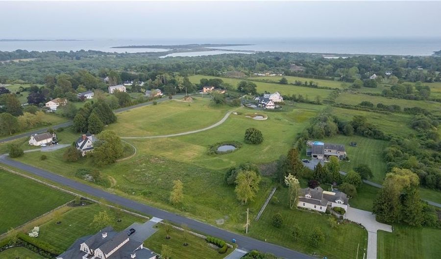 Saltwood Drive, Middletown, RI 02842 - 4 Beds, 4 Bath