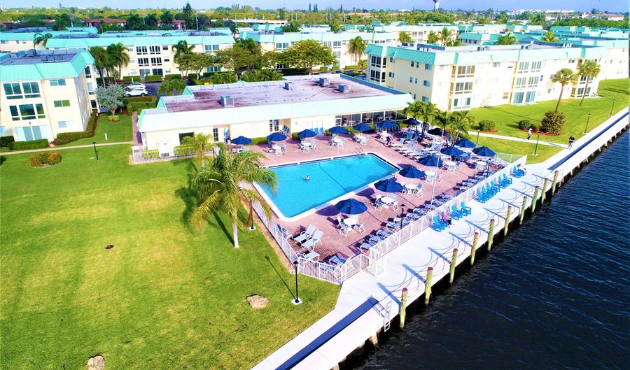 8 Colonial Club Dr 100, Boynton Beach, FL 33435 - 2 Beds, 2 Bath