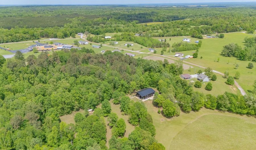 330 PEAR BLOSSOM, Adamsville, TN 38372 - 3 Beds, 2 Bath