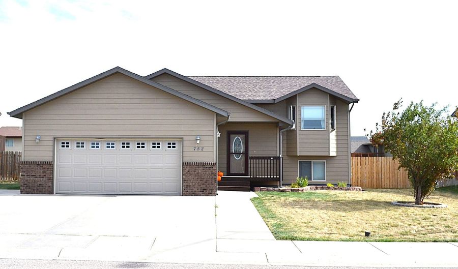 752 Radial Ln, Box Elder, SD 57719 - 4 Beds, 3 Bath