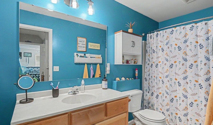 11525 60th Ave, Allendale, MI 49401 - 4 Beds, 2 Bath