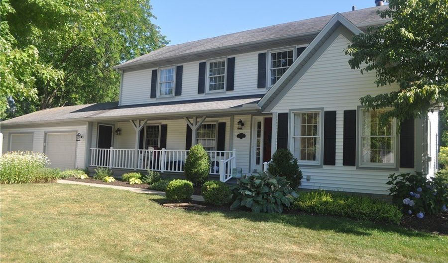 2722 Gingertree Dr, Ashtabula, OH 44004 - 4 Beds, 3 Bath