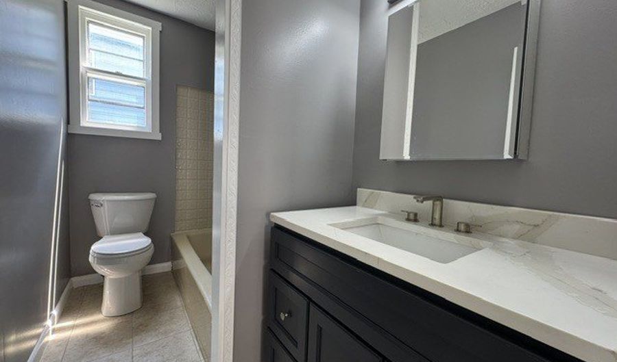 99 Westfield Ave 1, Ansonia, CT 06401 - 3 Beds, 1 Bath