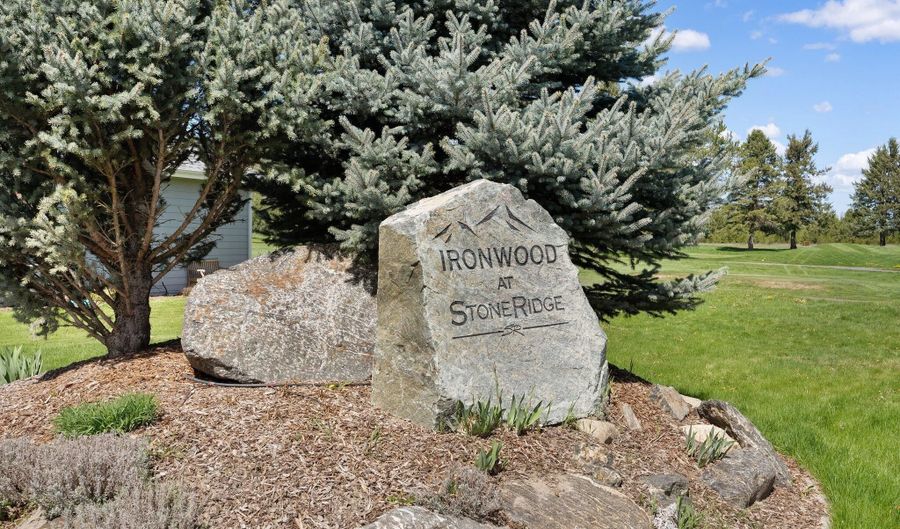 108 Ironwood Dr, Blanchard, ID 83804 - 2 Beds, 2 Bath