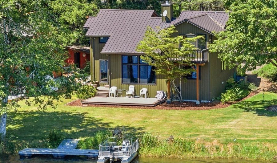 71616 NORTHSHORE Dr, Birkenfeld, OR 97016 - 2 Beds, 2 Bath