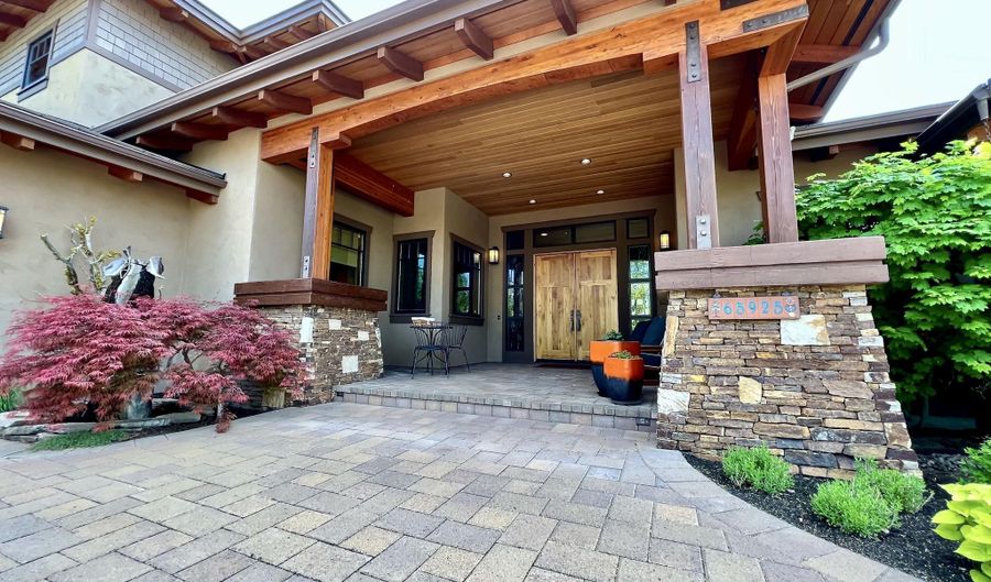 65925 Pronghorn Estates Dr, Bend, OR 97701 - 4 Beds, 3 Bath