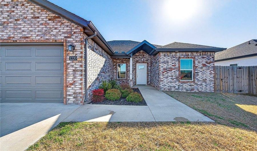 1220 Moonrise St, Bentonville, AR 72713 - 3 Beds, 2 Bath