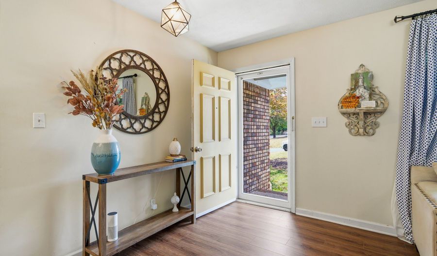 5080 Maryland Dr NW, Acworth, GA 30101 - 4 Beds, 2 Bath