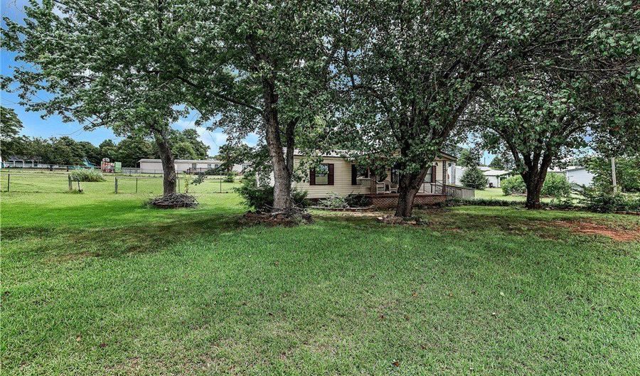 1004 Wiles Dr, Anderson, SC 29625 - 2 Beds, 2 Bath