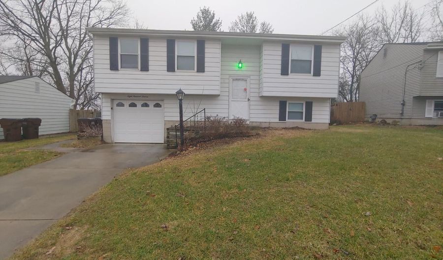 816 Laverty Ln, Anderson Twp., OH 45230 - 4 Beds, 2 Bath