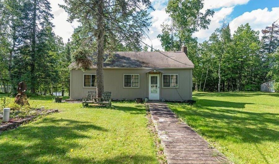 8977 Austin Rd, Alborn, MN 55702 - 2 Beds, 1 Bath