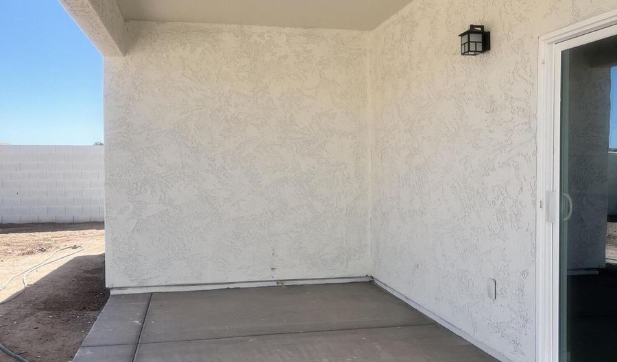 10480 W MONACO Blvd, Arizona City, AZ 85123 - 3 Beds, 2 Bath