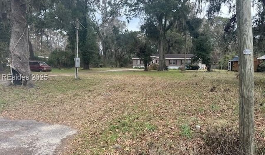 32 Glaze Dr, Beaufort, SC 29906 - 0 Beds, 0 Bath