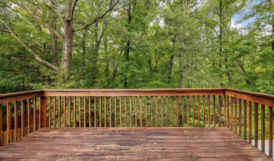 725 Cotton Branch Dr, Boiling Springs, SC 29316 - 4 Beds, 2 Bath