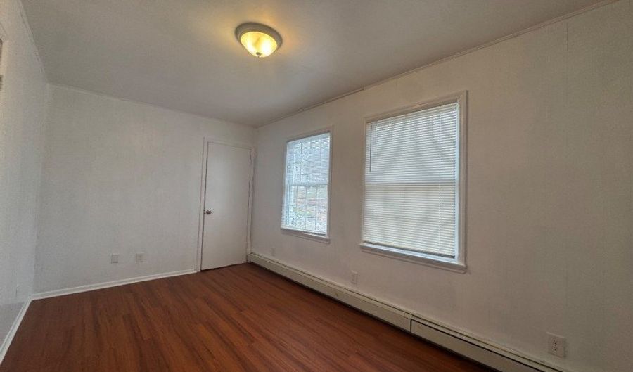 252 Wiscasset Rd, Alloway, NJ 07422 - 4 Beds, 2 Bath