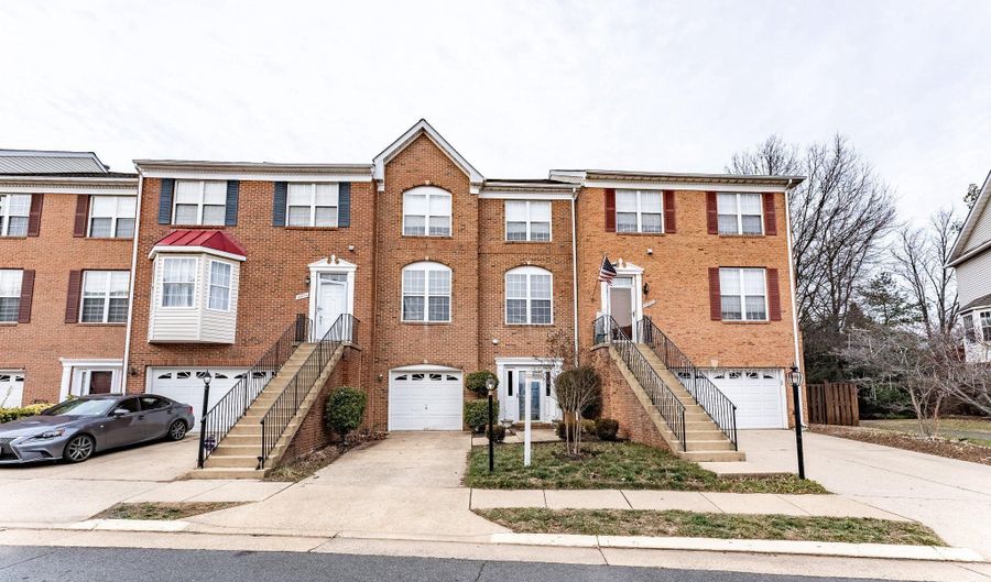 43738 CLEMENS Ter, Ashburn, VA 20147 - 3 Beds, 4 Bath
