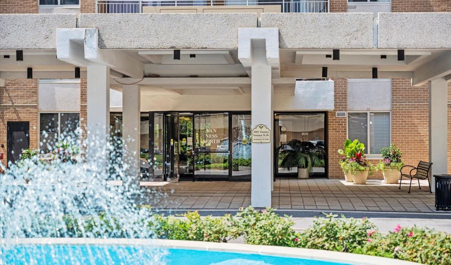 3001 VEAZEY Ter NW 710, Washington, DC 20008 - 2 Beds, 2 Bath