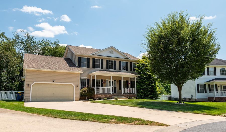 128 JILLIAN Ct, Dover, DE 19901 - 4 Beds, 3 Bath