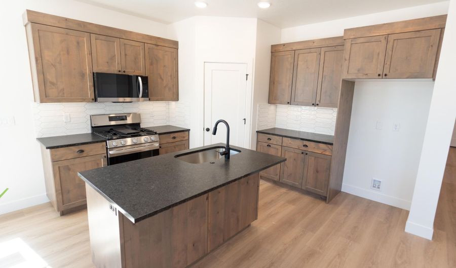 355 W Rosie Loop, Cedar City, UT 84720 - 3 Beds, 2 Bath