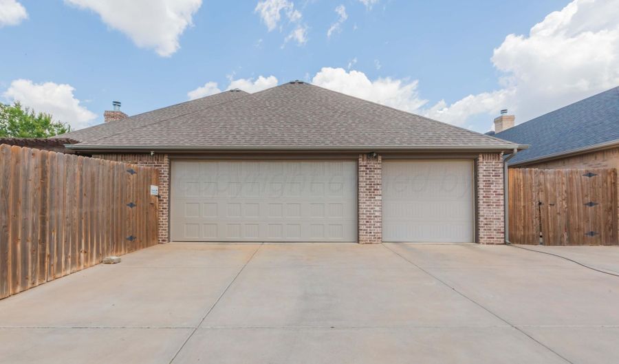 7913 JAKE LONDON Dr, Amarillo, TX 79119 - 3 Beds, 2 Bath