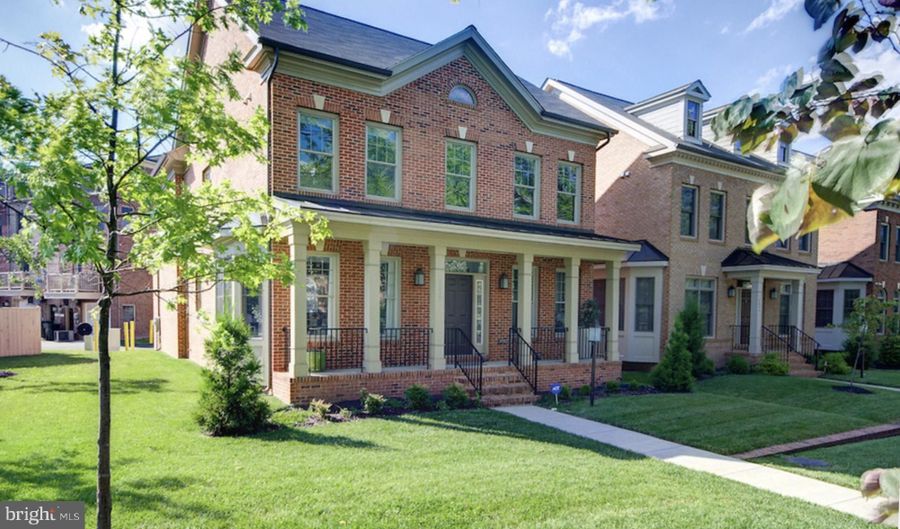 6002 NEW HAMPSHIRE Ave NE, Washington, DC 20011 - 5 Beds, 4 Bath