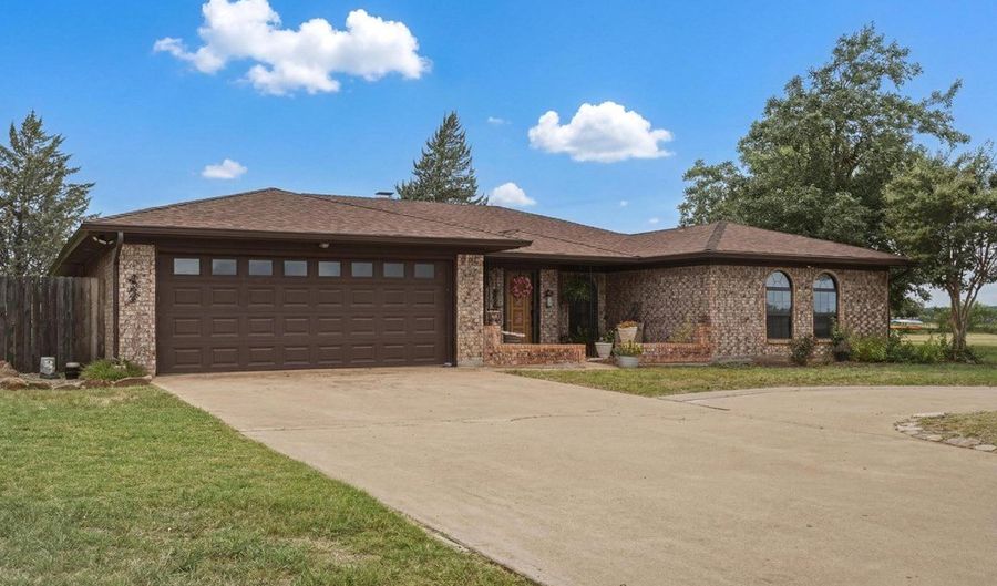 188 Avenida Cortez, Abilene, TX 79602 - 3 Beds, 2 Bath