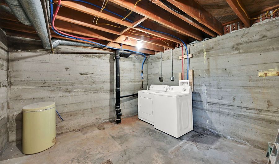 406 W 3300 S, Bountiful, UT 84010 - 5 Beds, 2 Bath
